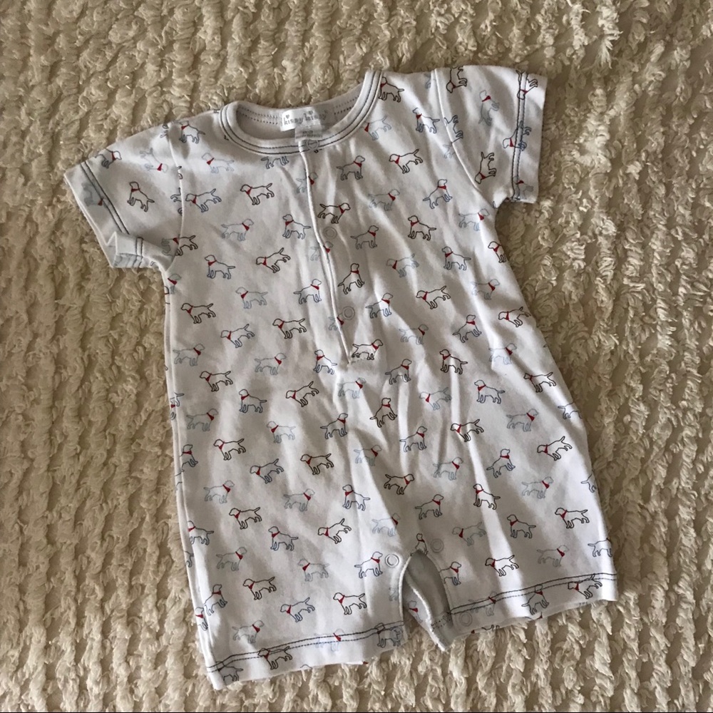 Kissy Kissy Outfit
